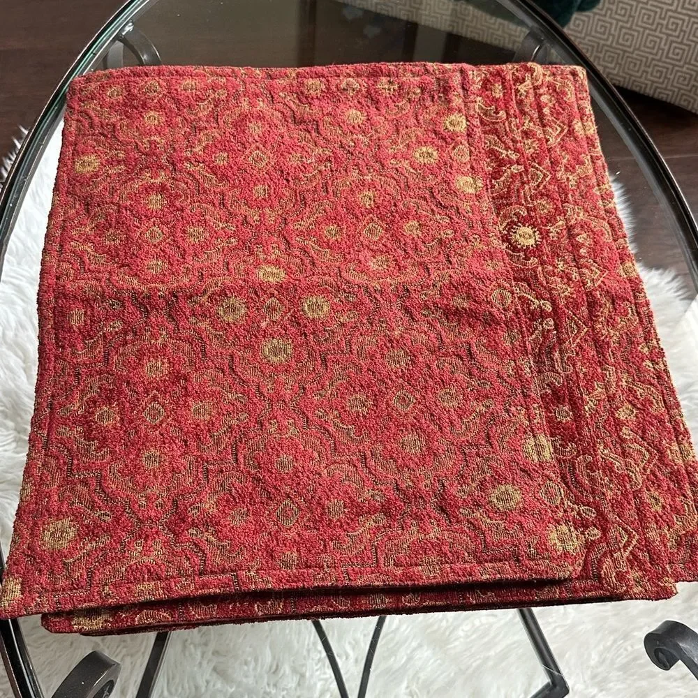 Crate & Barrel Darcy Tapestry Placemat 4